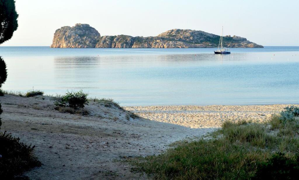Eco Village Baia Delle Ginestre Teulada Eksteriør bilde